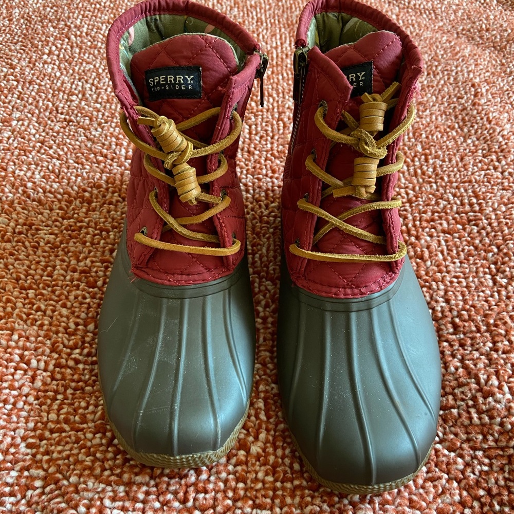 Sperry Rainboots